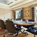 Hilton Boca Raton Suites 